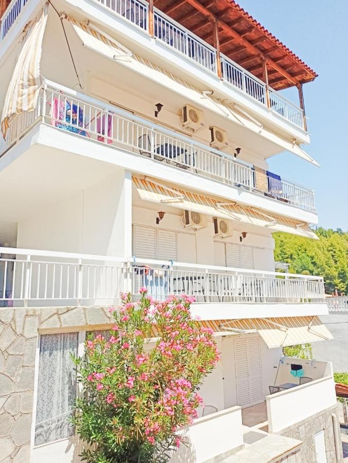 Hotel House Charistos Neos Marmaras Esterno foto